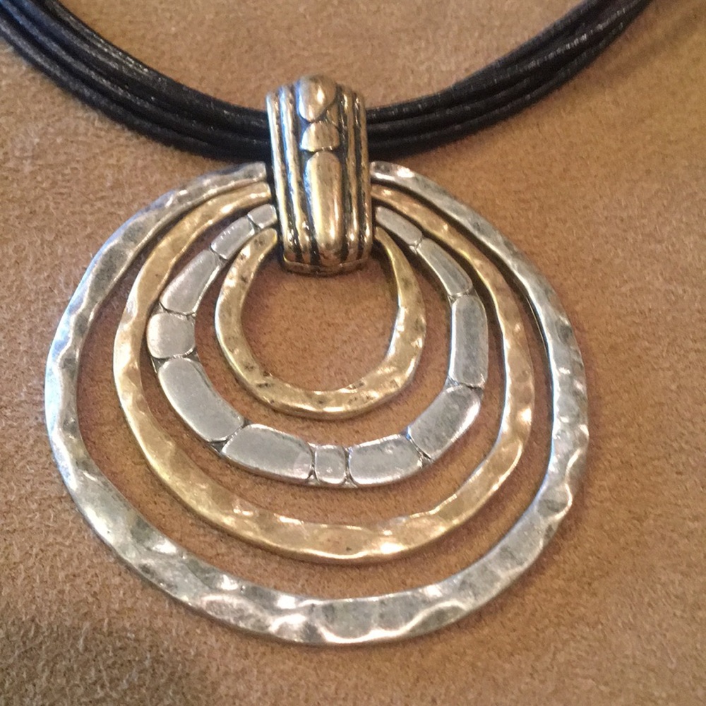 Black necklace w/ gold & silver circles - Picture 3 of 4